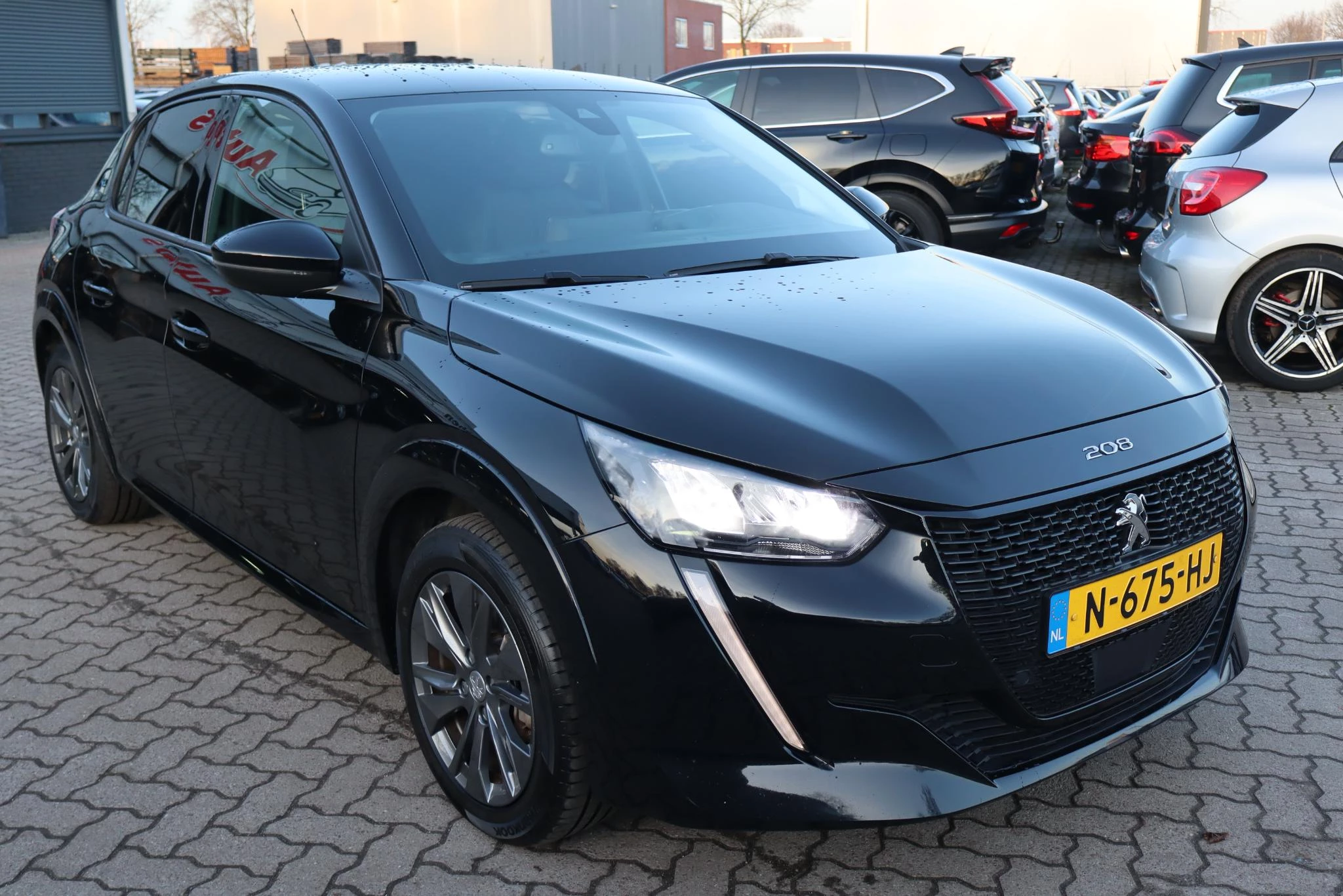 Hoofdafbeelding Peugeot e-208