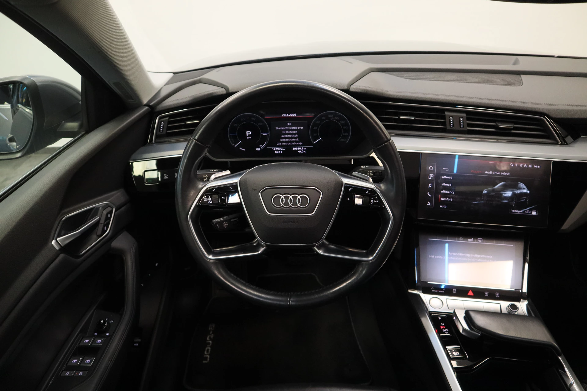 Hoofdafbeelding Audi e-tron