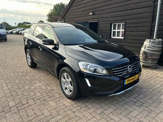 Hoofdafbeelding Volvo XC60 Volvo XC60 2.0 D4 FWD R-Design