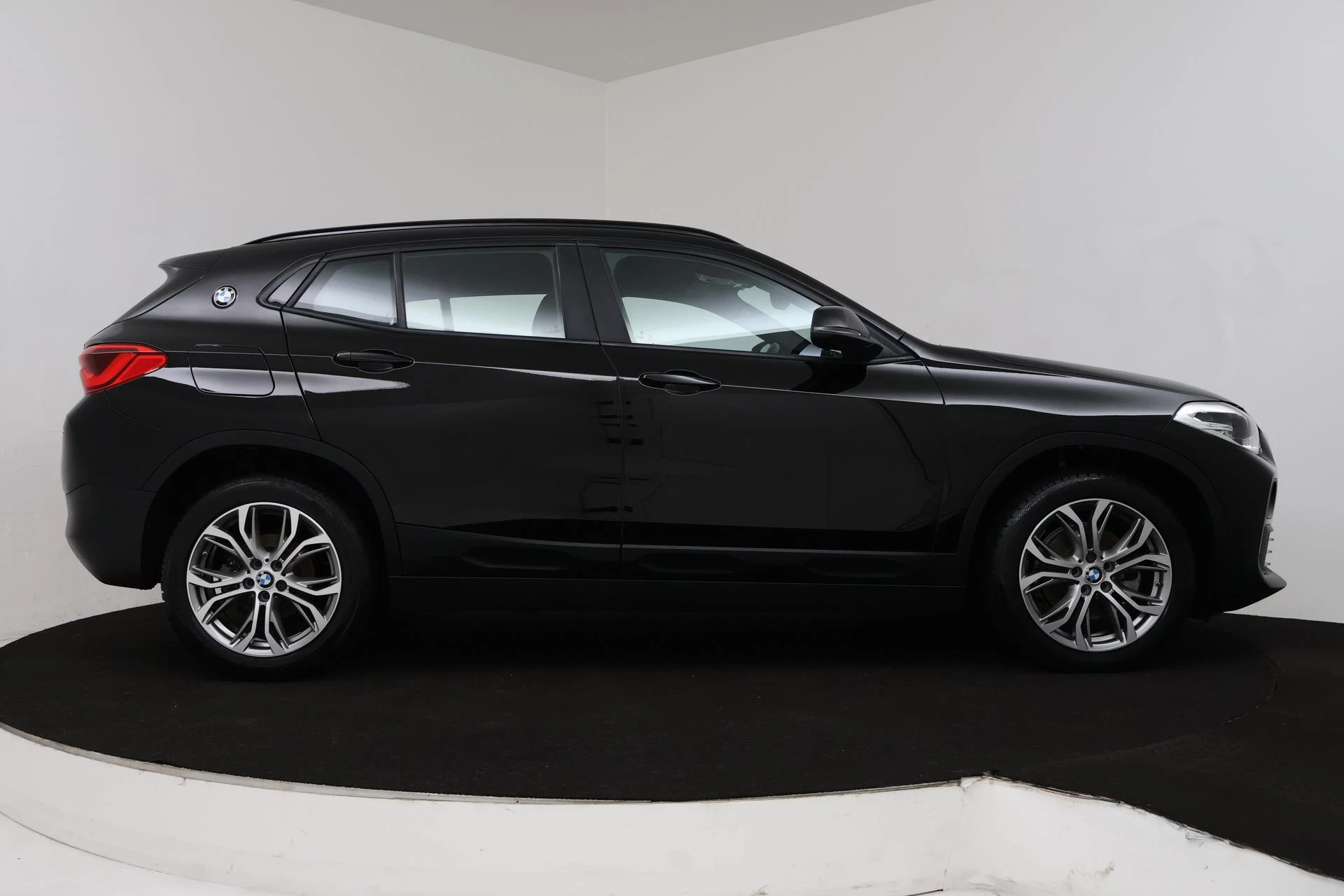 Hoofdafbeelding BMW X2