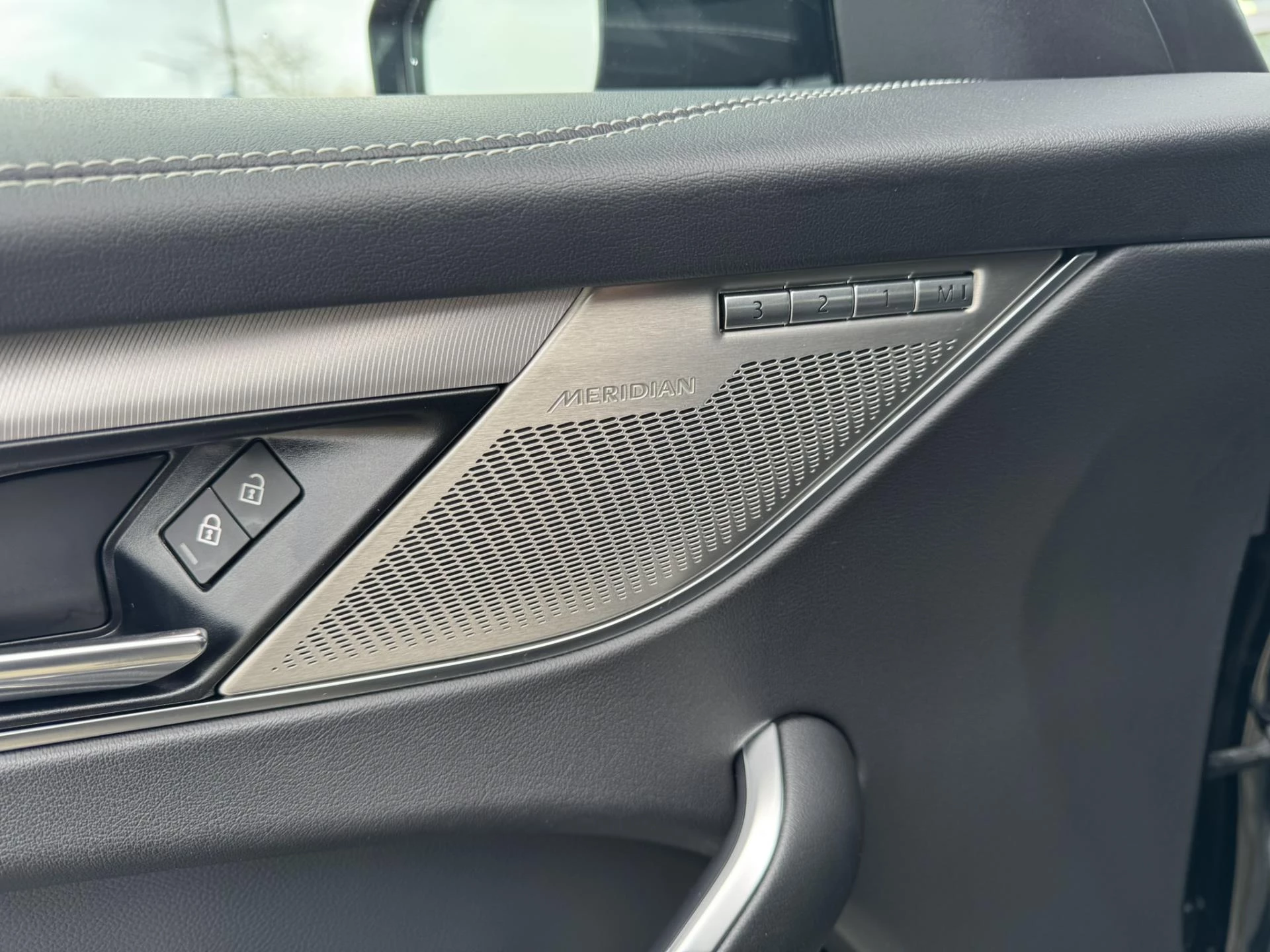 Hoofdafbeelding Jaguar F-PACE