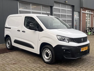 Peugeot Partner 1.5 Blue HDI Automaat Airco Cruise controle Trekhaak 1000kg Parkeerhulp achter Schuifdeur Telefoonverbinding Multimedia Android Apple carplay 2-Persoons 1e eigenaar  Euro 6