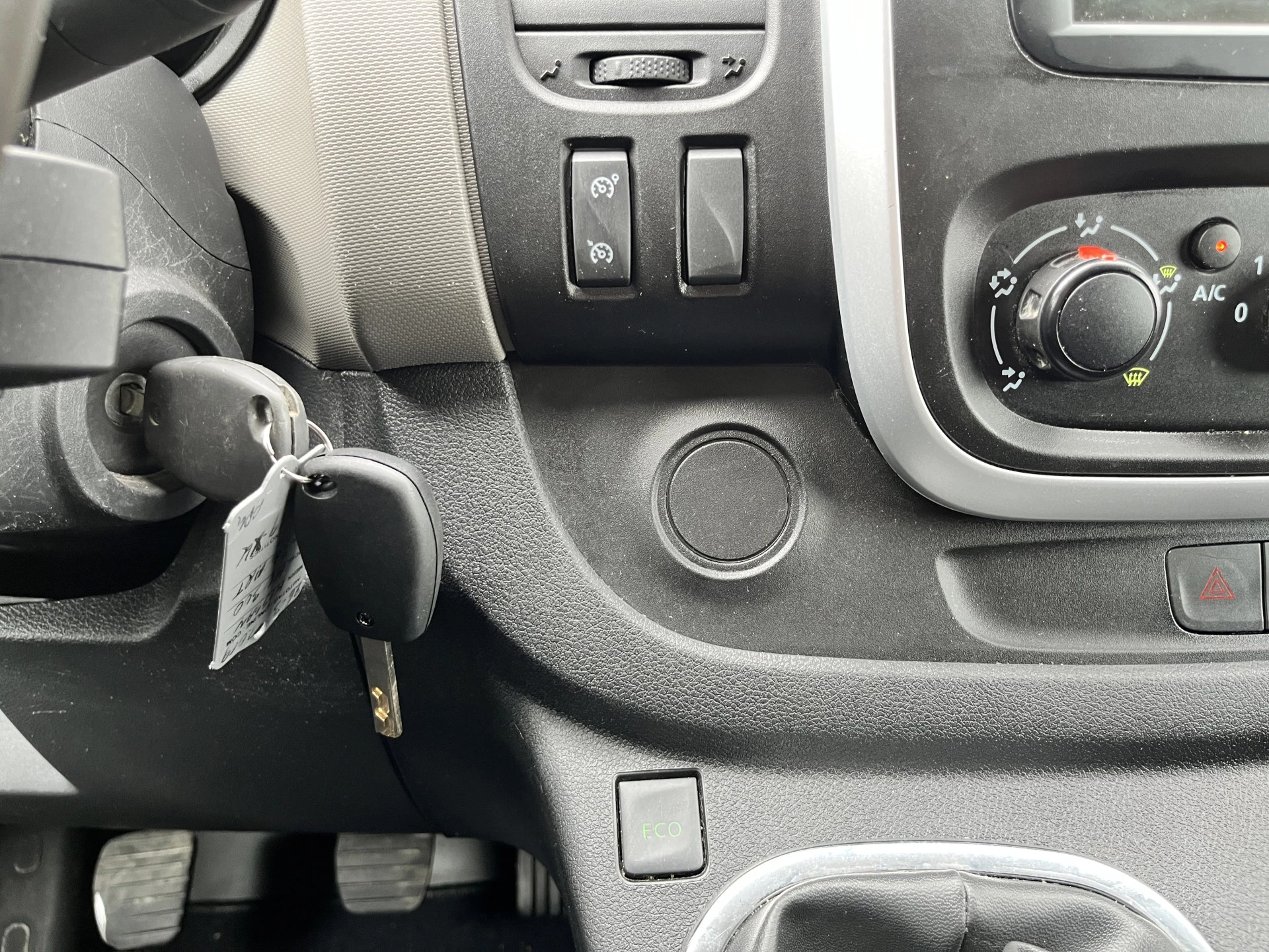 Hoofdafbeelding Nissan NV300