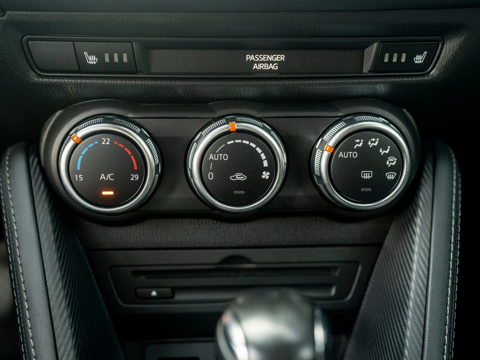 Hoofdafbeelding Mazda 2