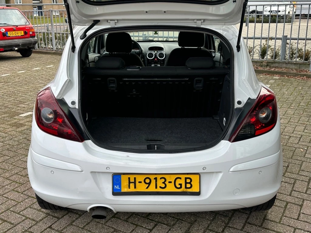 Hoofdafbeelding Opel Corsa