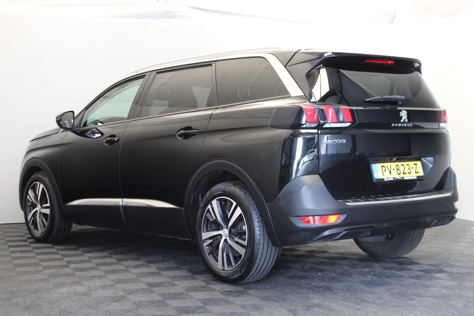Hoofdafbeelding Peugeot 5008