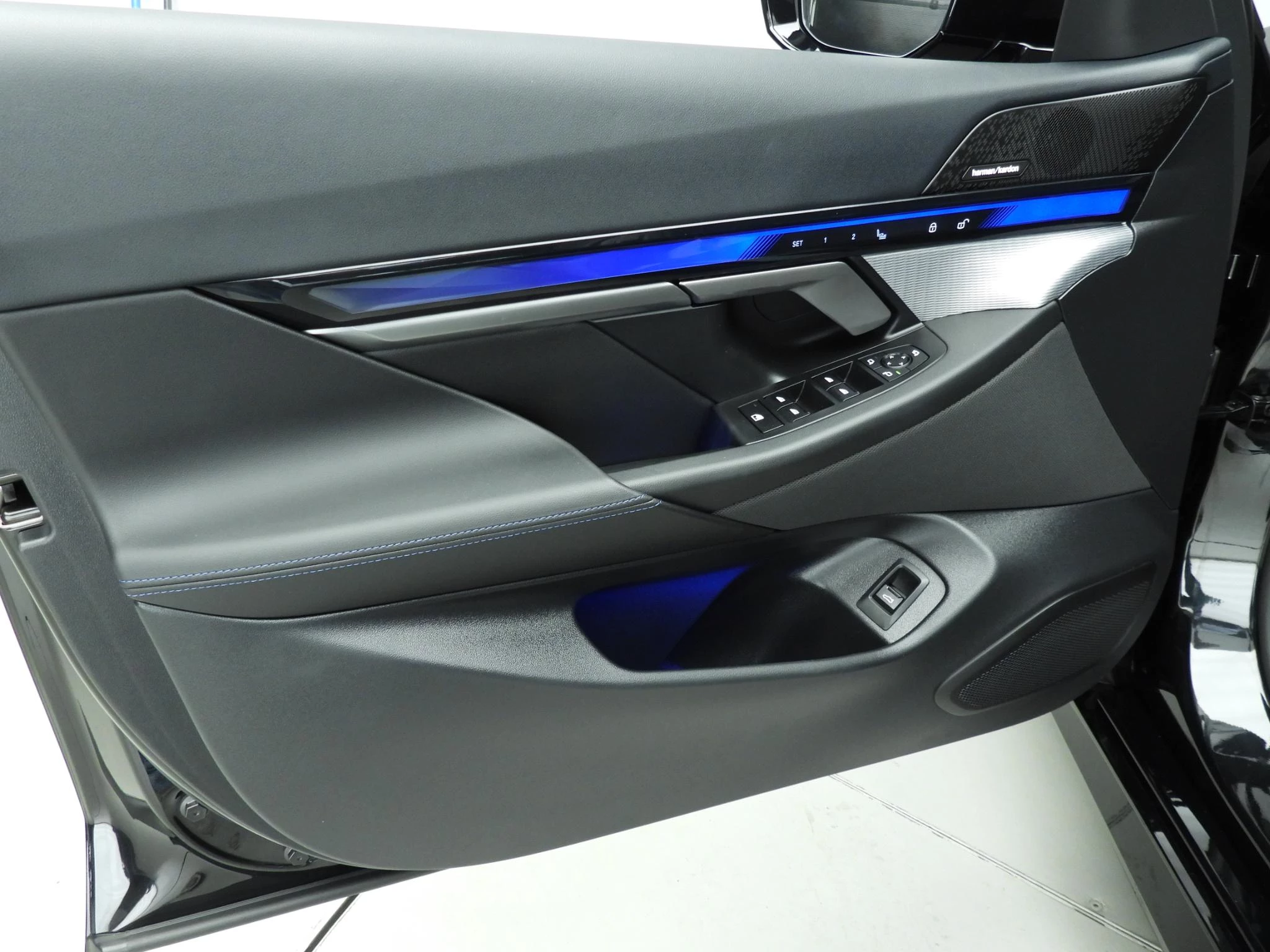 Hoofdafbeelding BMW i5