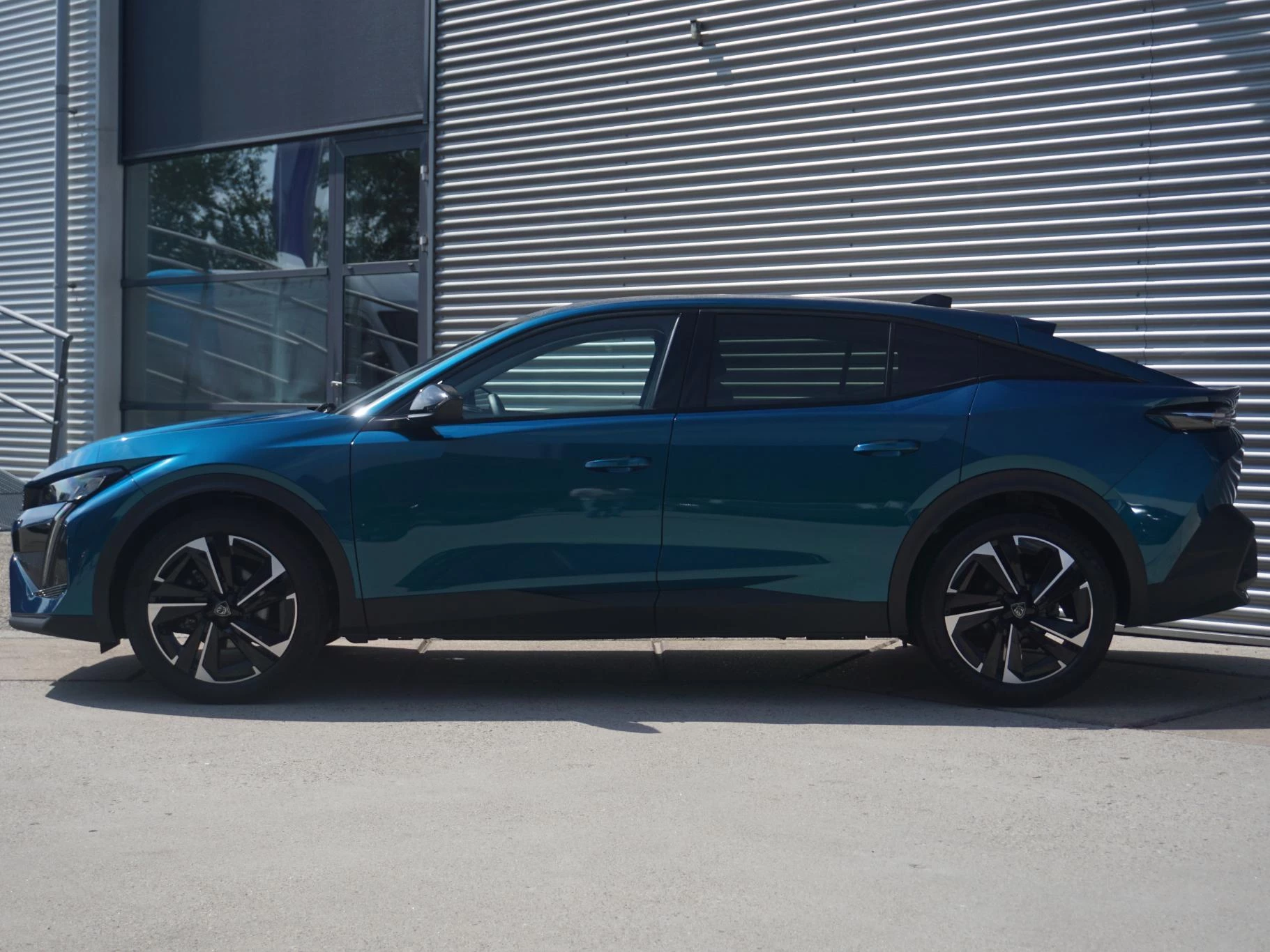 Hoofdafbeelding Peugeot 408