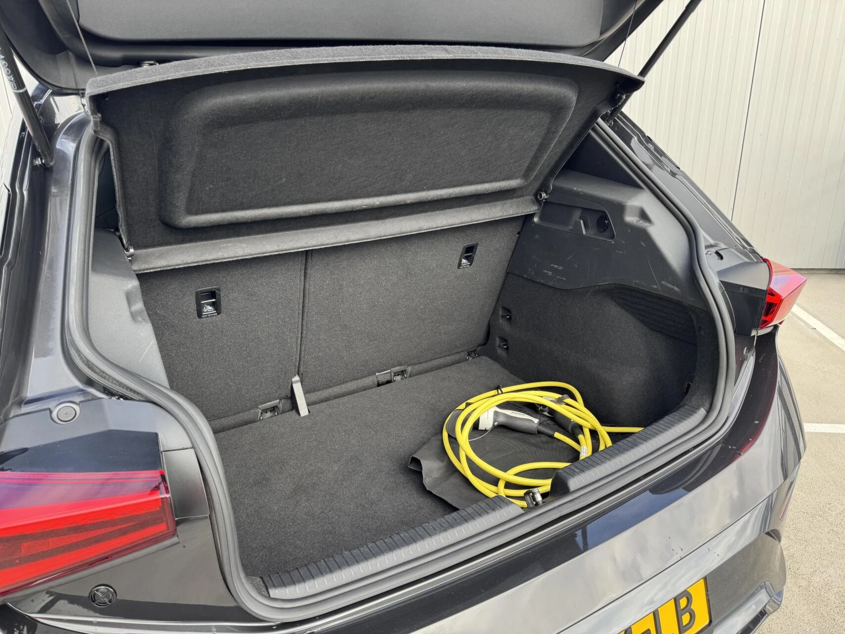 Hoofdafbeelding CUPRA Born