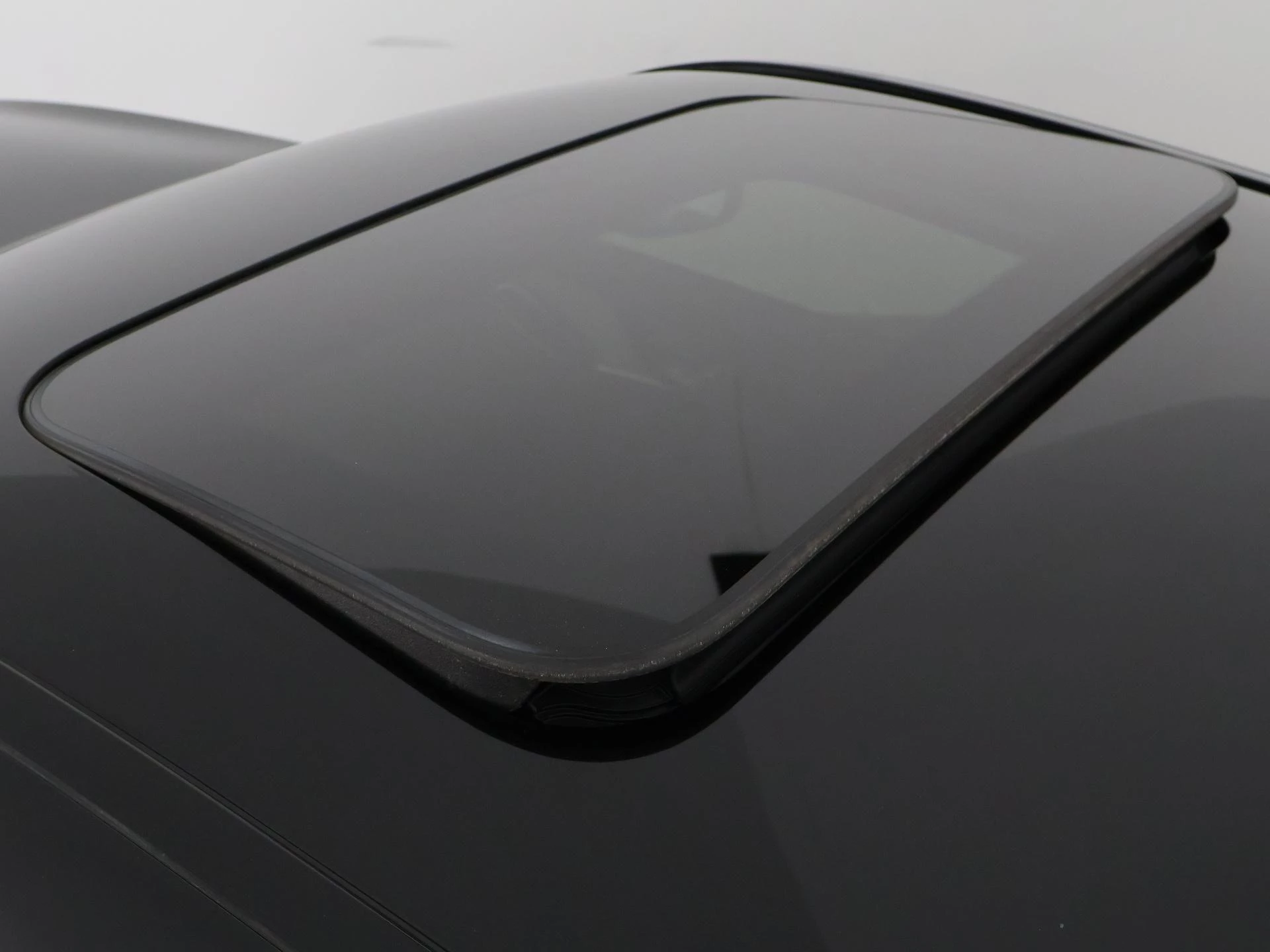 Hoofdafbeelding Mercedes-Benz EQC