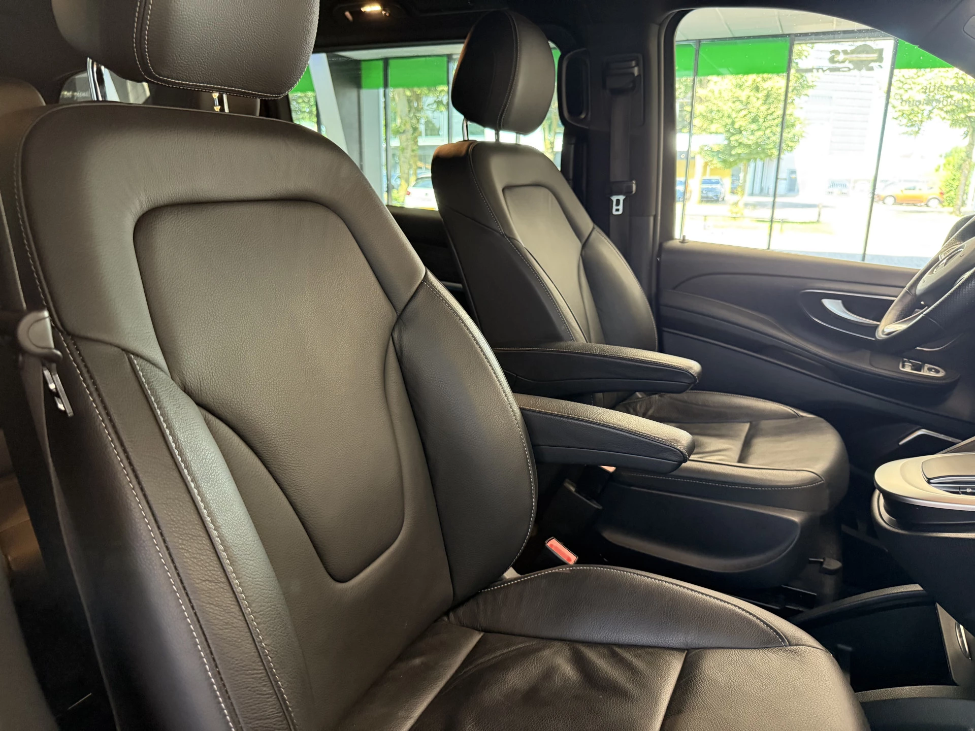 Hoofdafbeelding Mercedes-Benz EQV