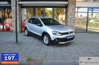 Hoofdafbeelding Volkswagen Polo Volkswagen Polo 1.2 TSI First Edition|106.262km|Stoelverw|AC