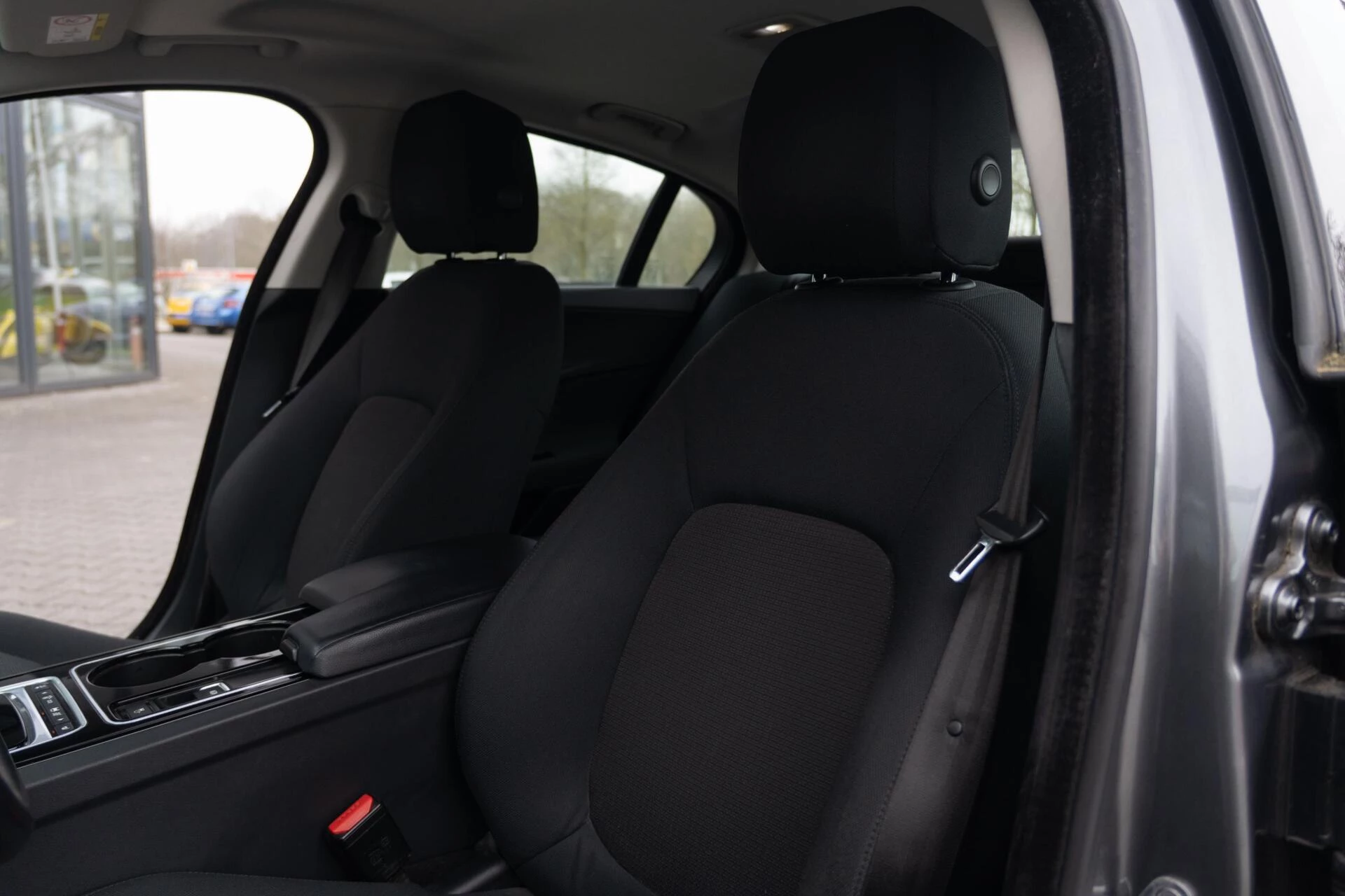 Hoofdafbeelding Jaguar XE