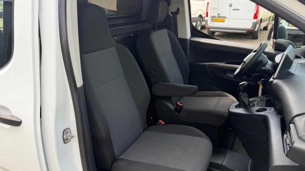 Hoofdafbeelding Peugeot Partner
