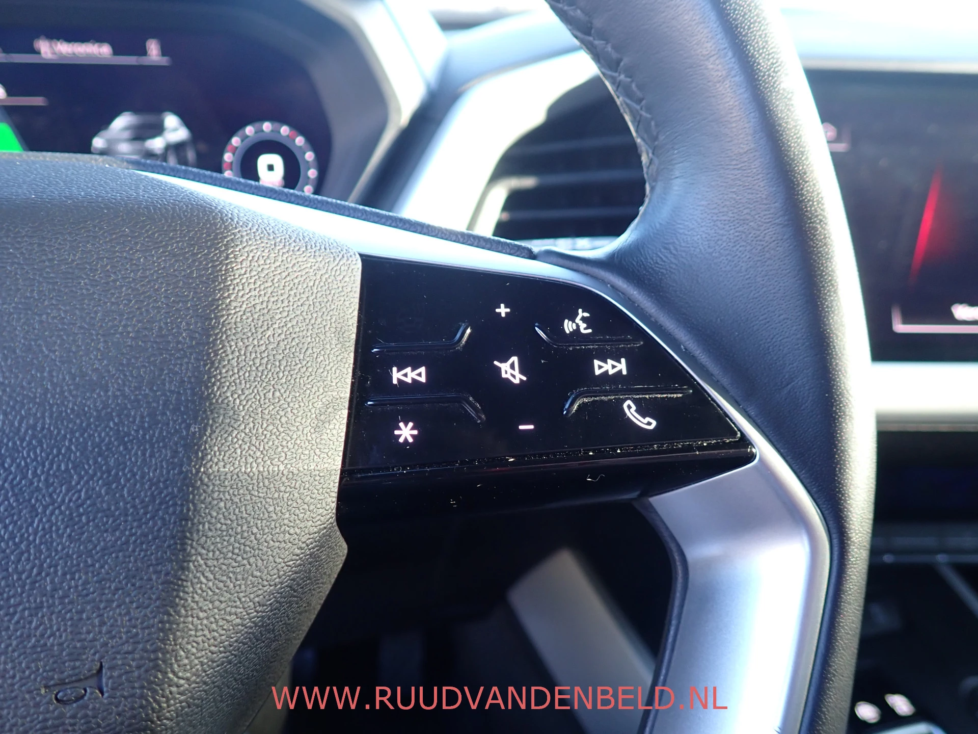 Hoofdafbeelding Audi Q4 e-tron