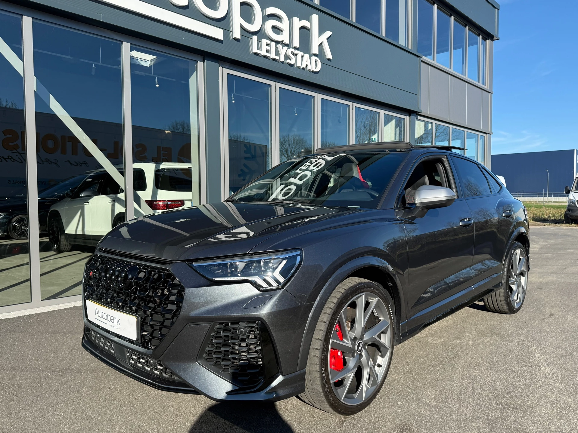 Hoofdafbeelding Audi RSQ3