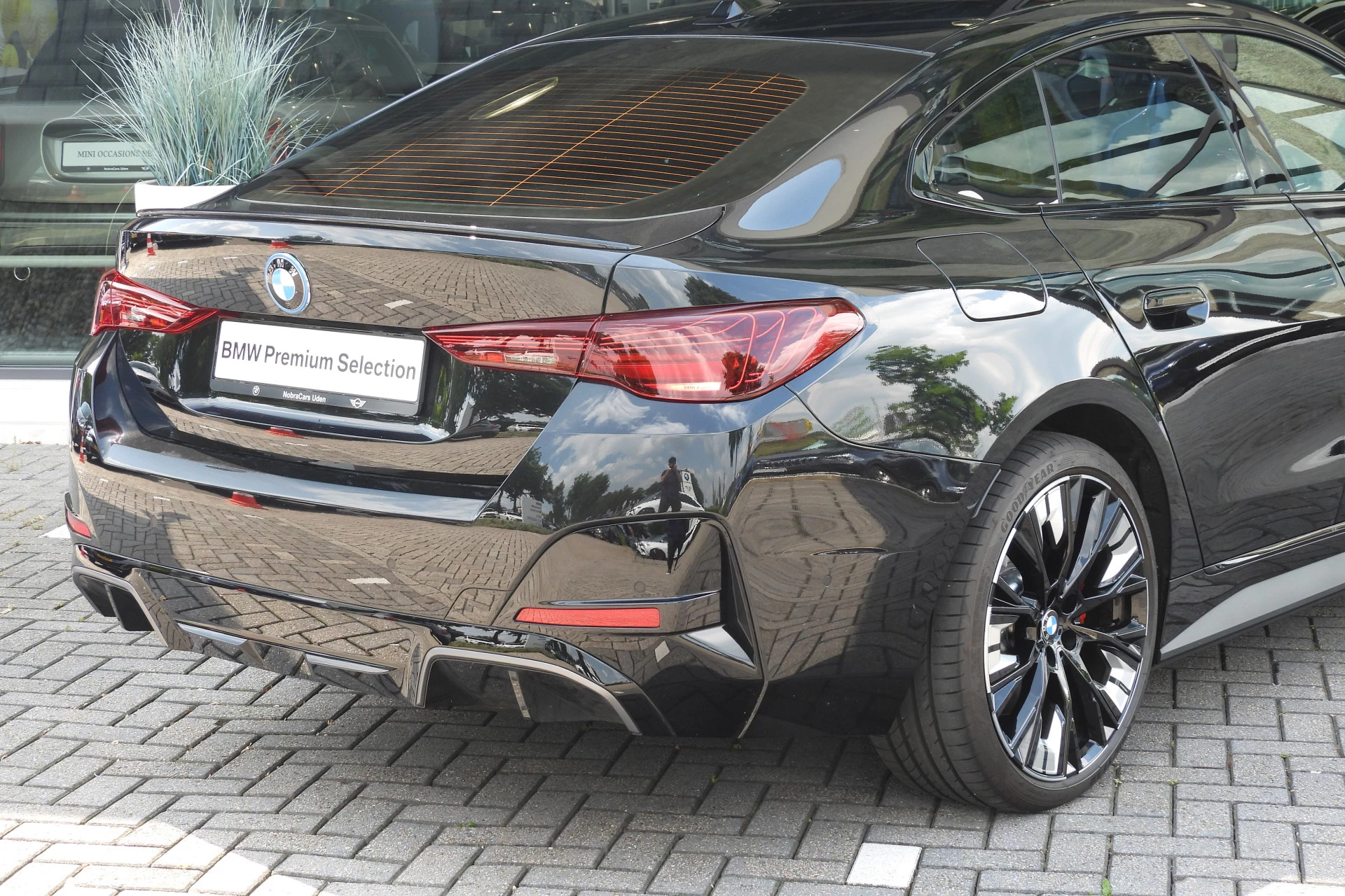 Hoofdafbeelding BMW i4