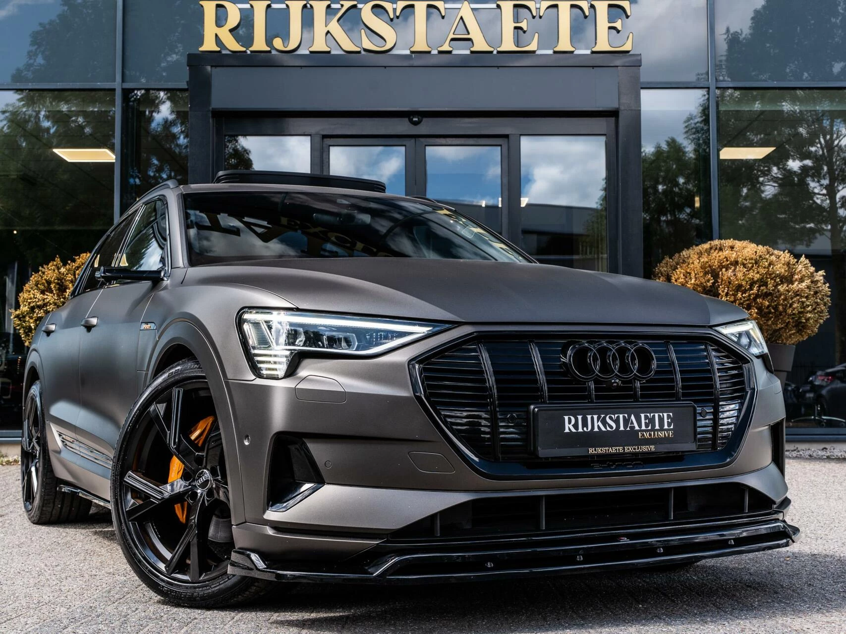 Hoofdafbeelding Audi e-tron