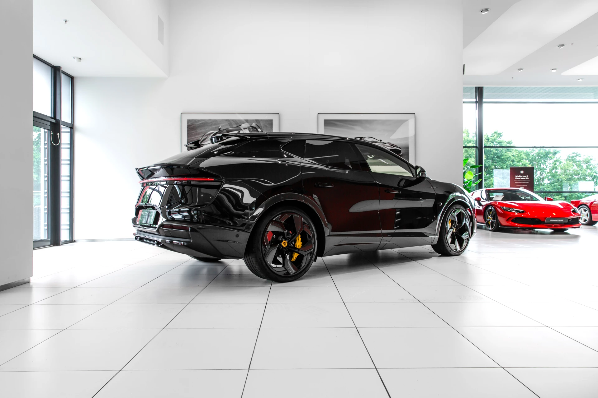 Hoofdafbeelding Lotus Eletre