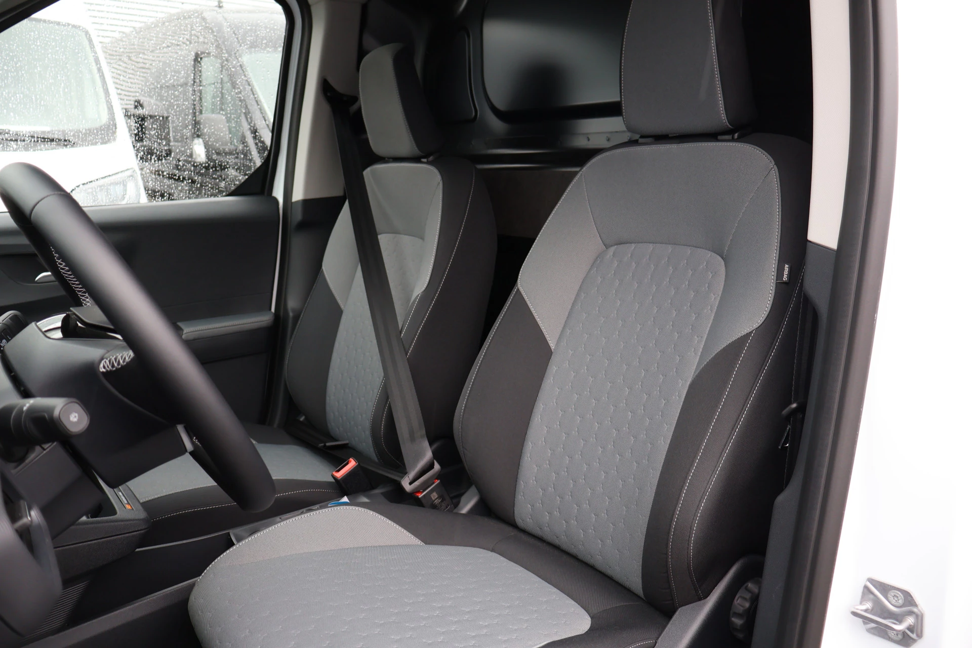 Hoofdafbeelding Ford E-Transit Courier