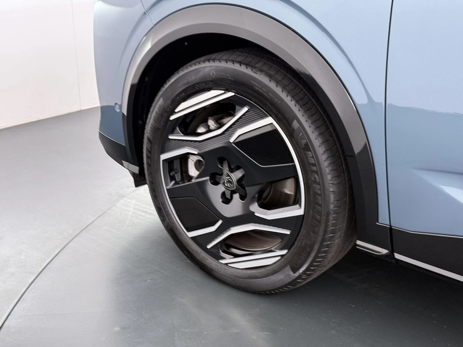 Hoofdafbeelding Peugeot e-5008