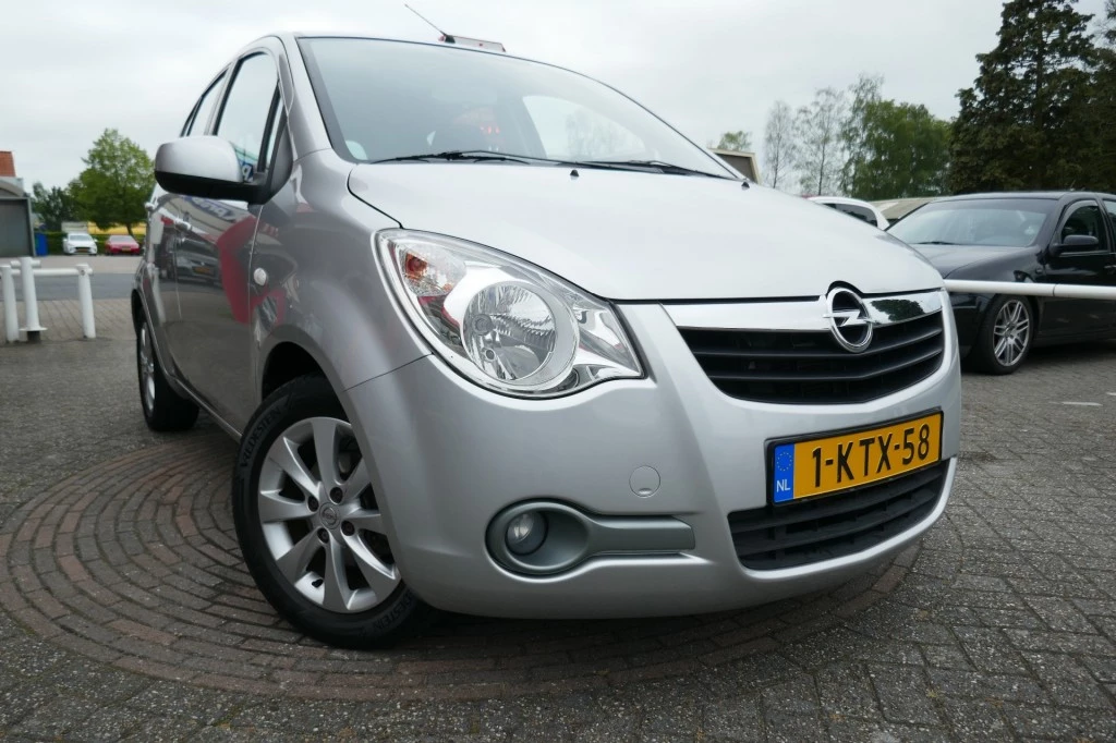 Hoofdafbeelding Opel Agila