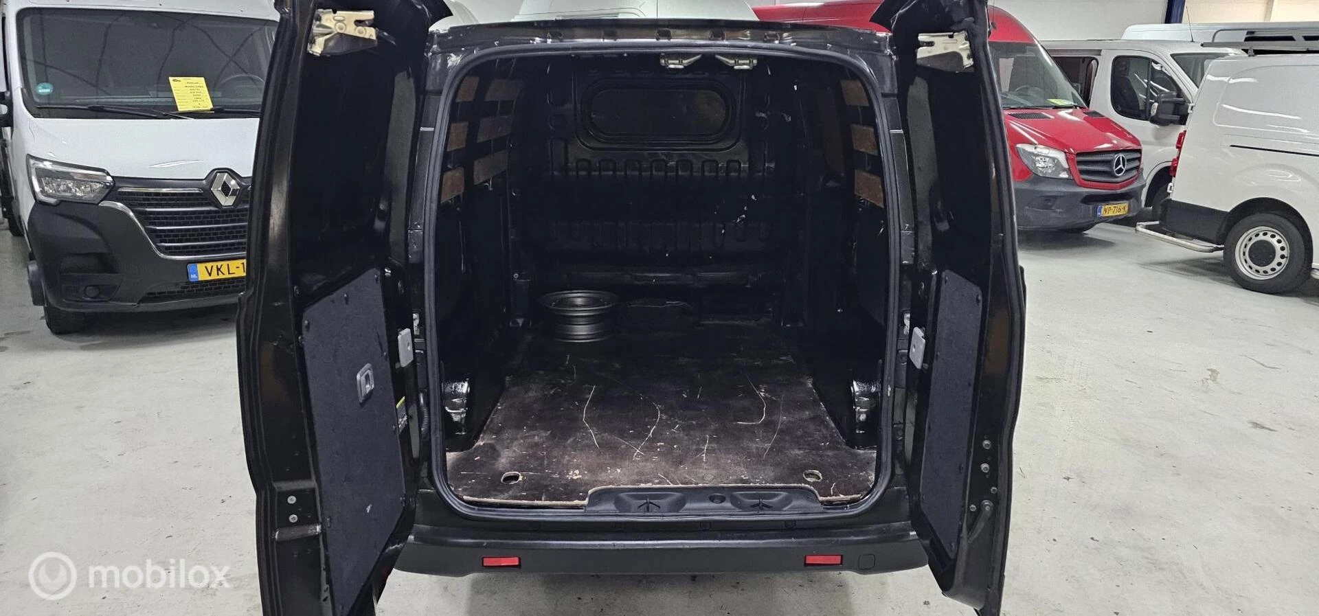 Hoofdafbeelding Nissan NV200