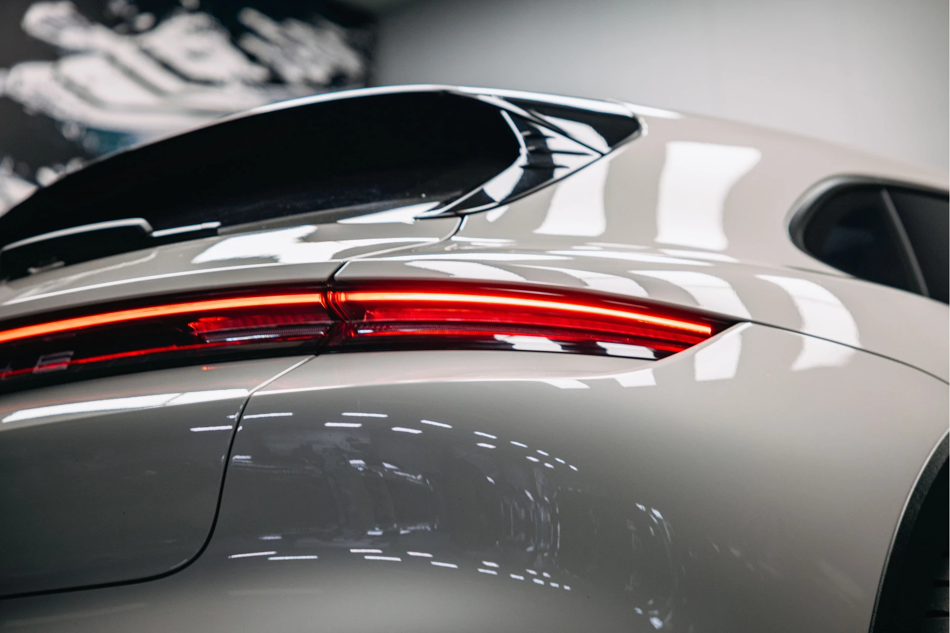 Hoofdafbeelding Porsche Taycan