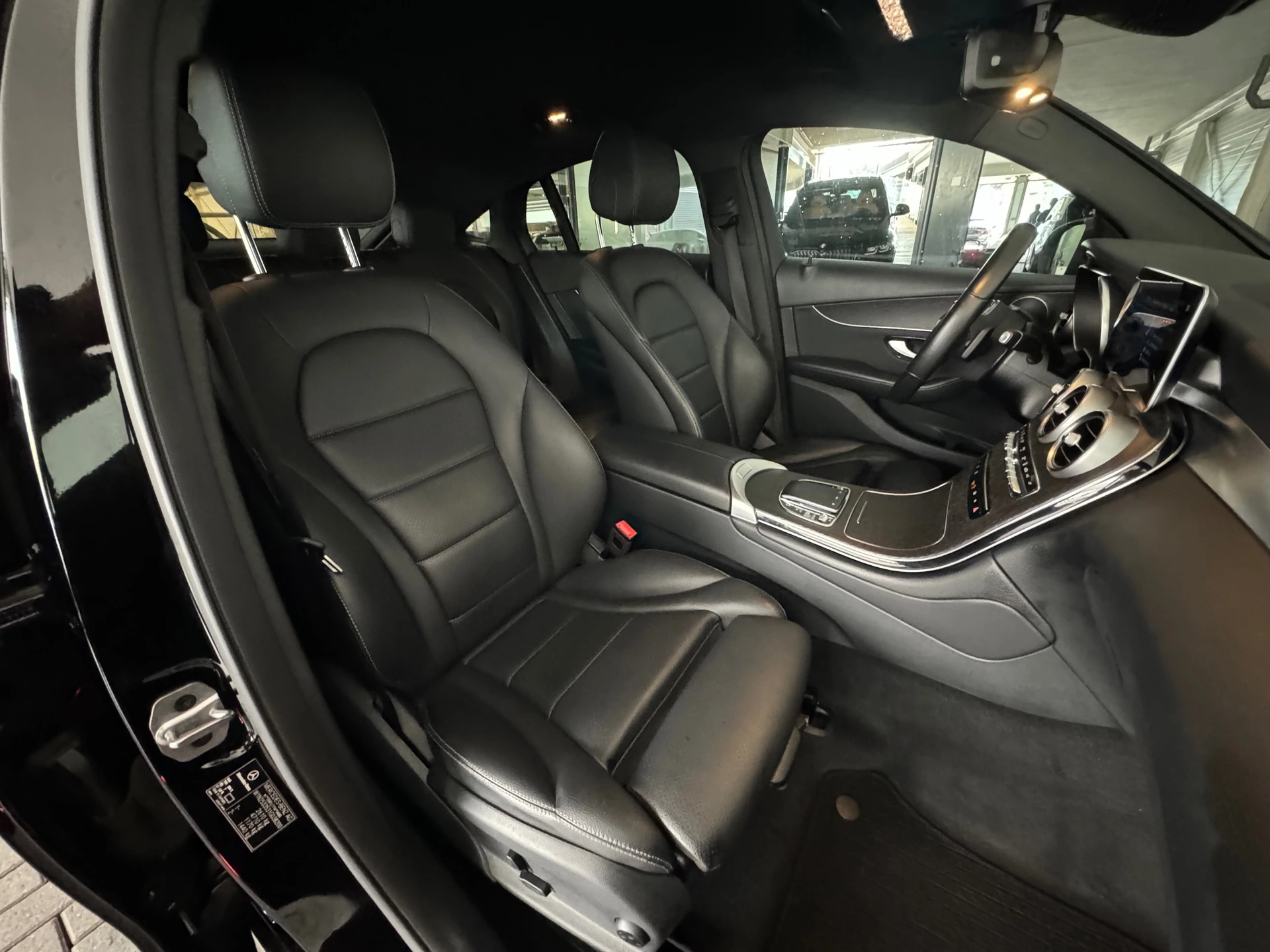 Hoofdafbeelding Mercedes-Benz GLC