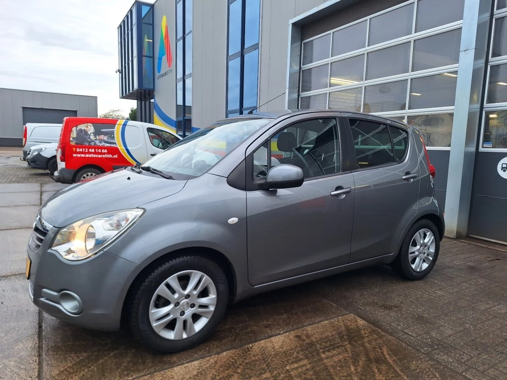 Hoofdafbeelding Opel Agila