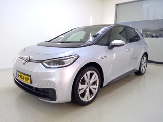 Hoofdafbeelding Volkswagen ID.3 Volkswagen Id.3 58kWh 204pk Business 92% SoH [ ACC+CARPLAY+STOELVERWARMING+CLIMATE ]