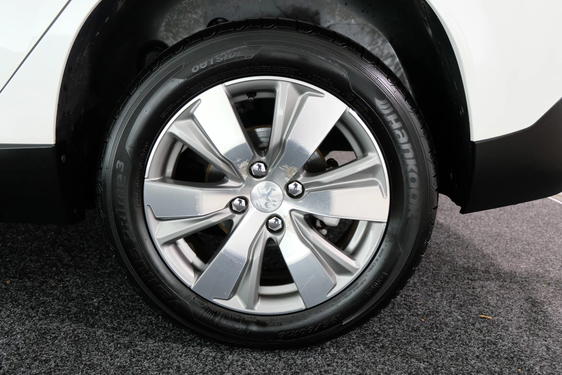 Hoofdafbeelding Peugeot 2008