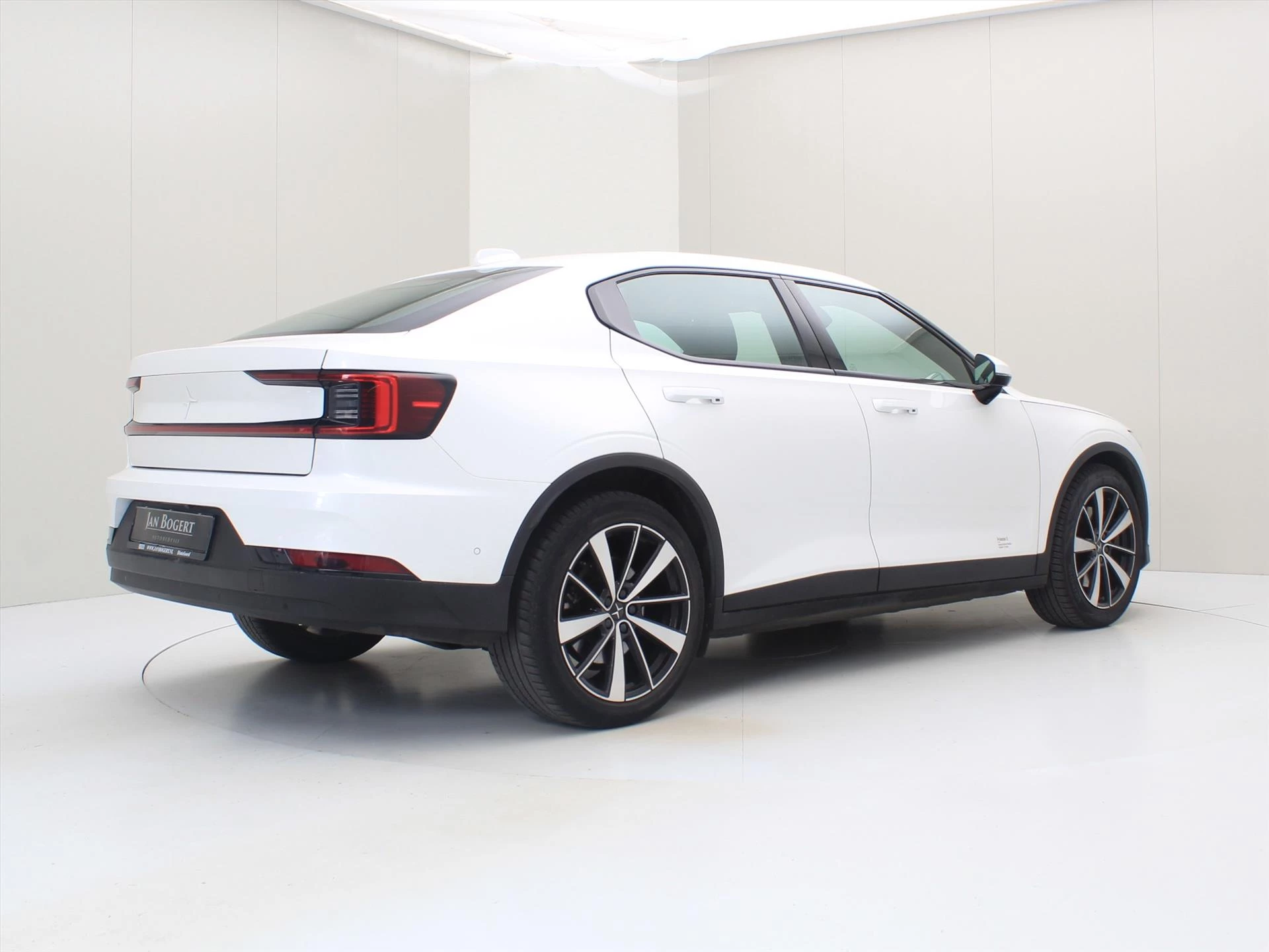 Hoofdafbeelding Polestar 2