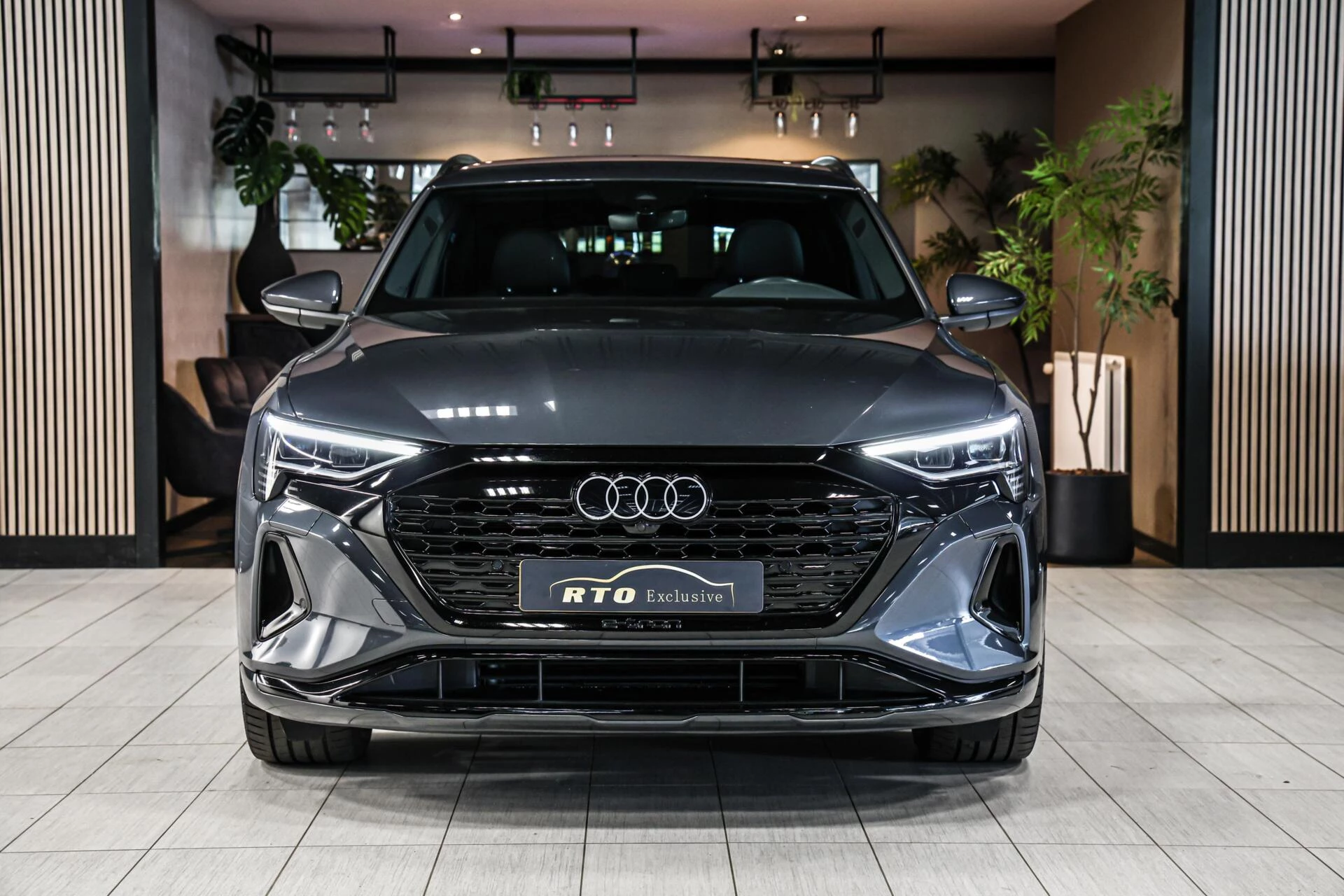 Hoofdafbeelding Audi Q8 e-tron
