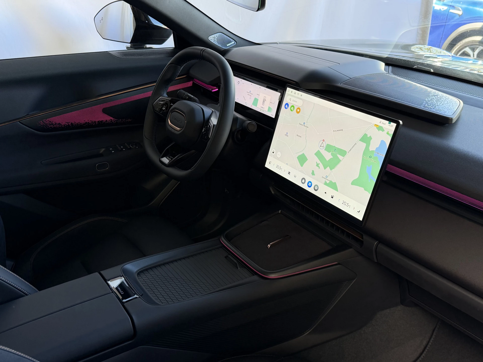 Hoofdafbeelding Lynk & Co 08