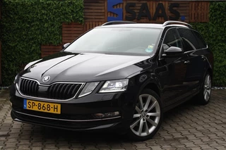 Hoofdafbeelding Škoda Octavia Škoda Octavia 1.5 TSI / NAP / Leer / Xenon / Trekhaak / Keyless Go