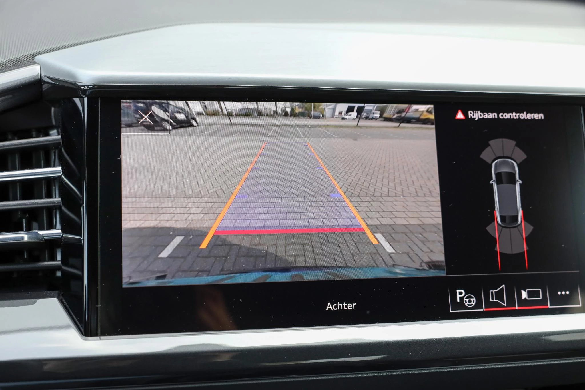 Hoofdafbeelding Audi Q4 e-tron