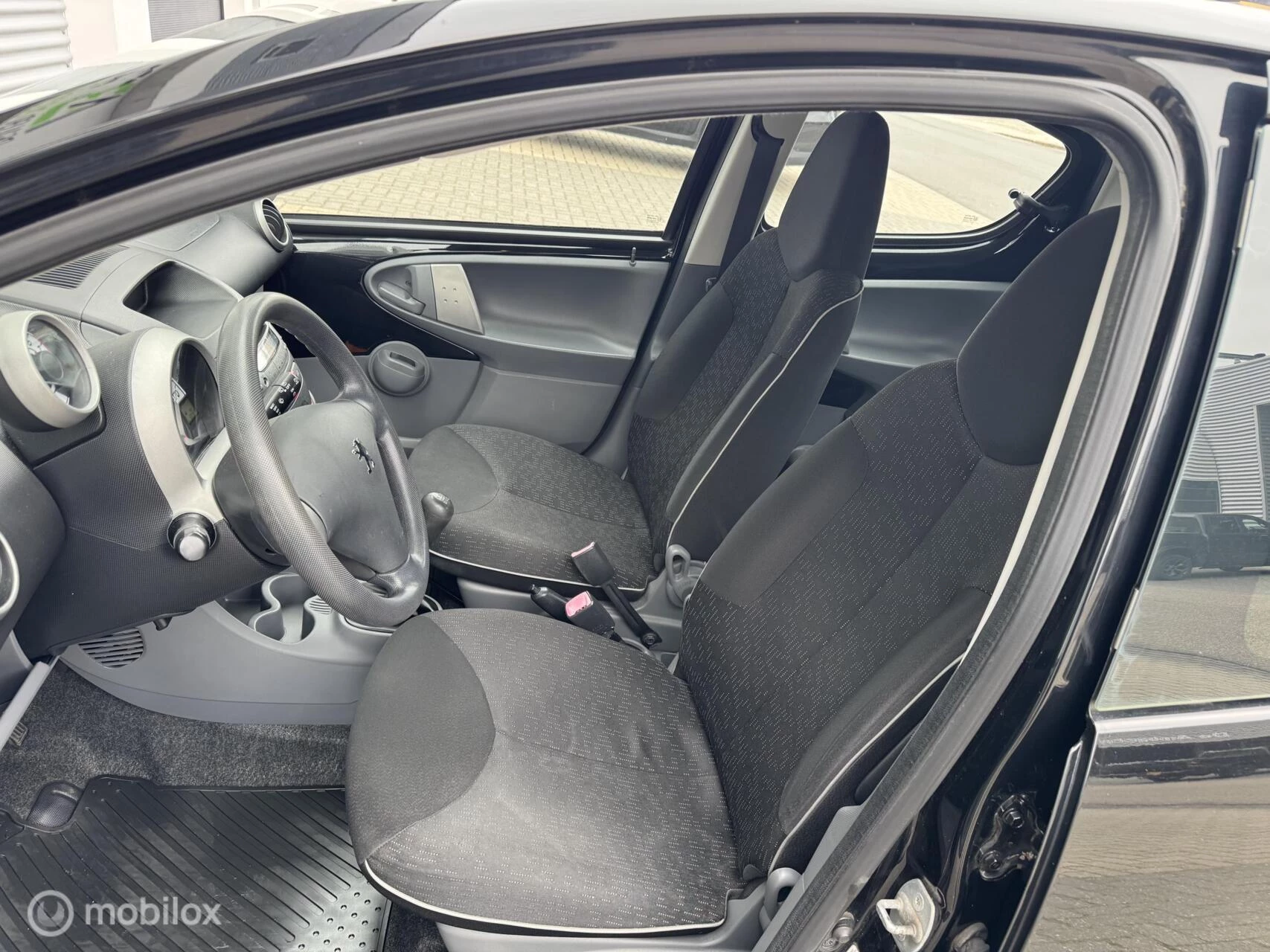 Hoofdafbeelding Peugeot 107