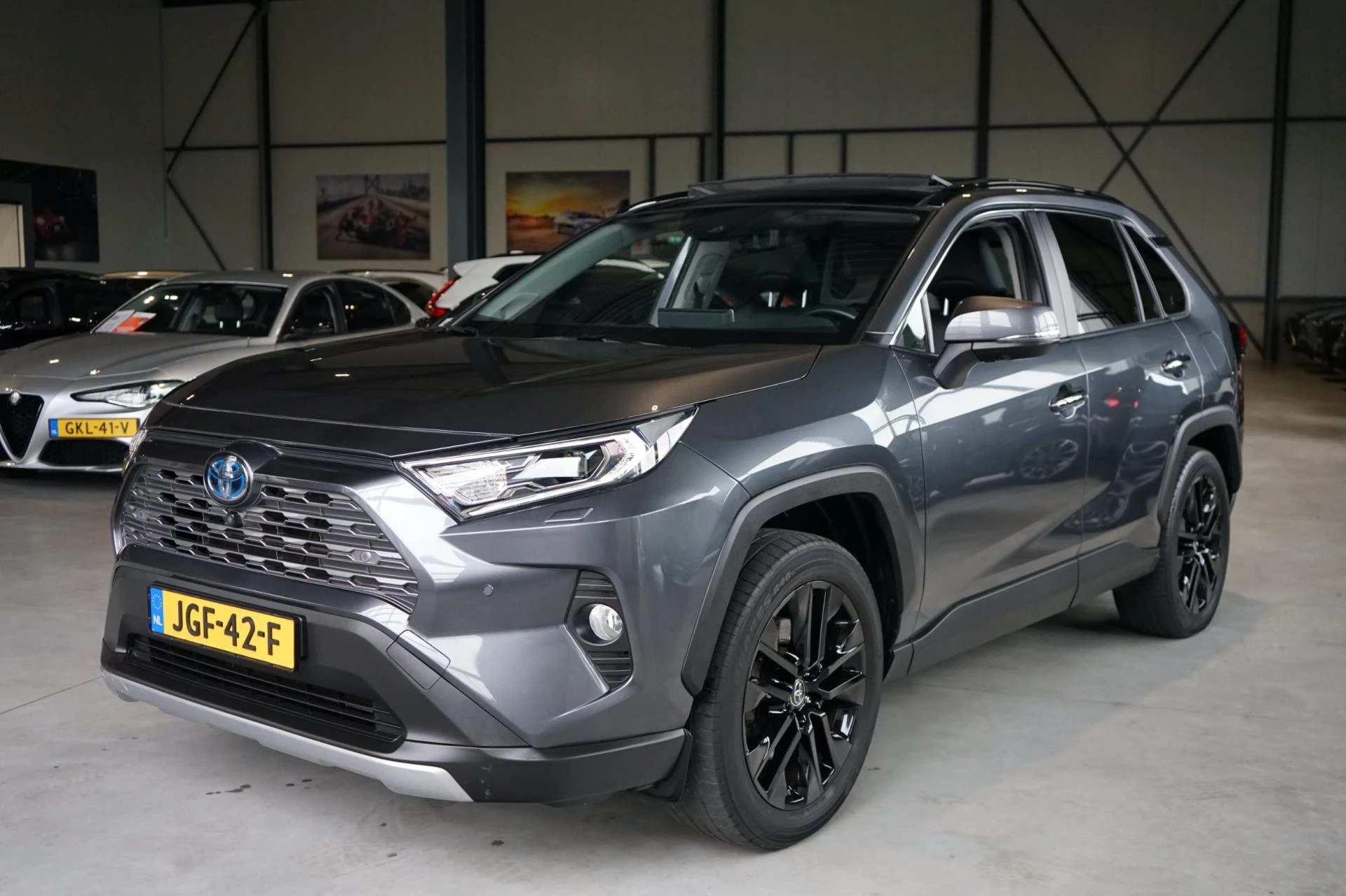 Hoofdafbeelding Toyota RAV4