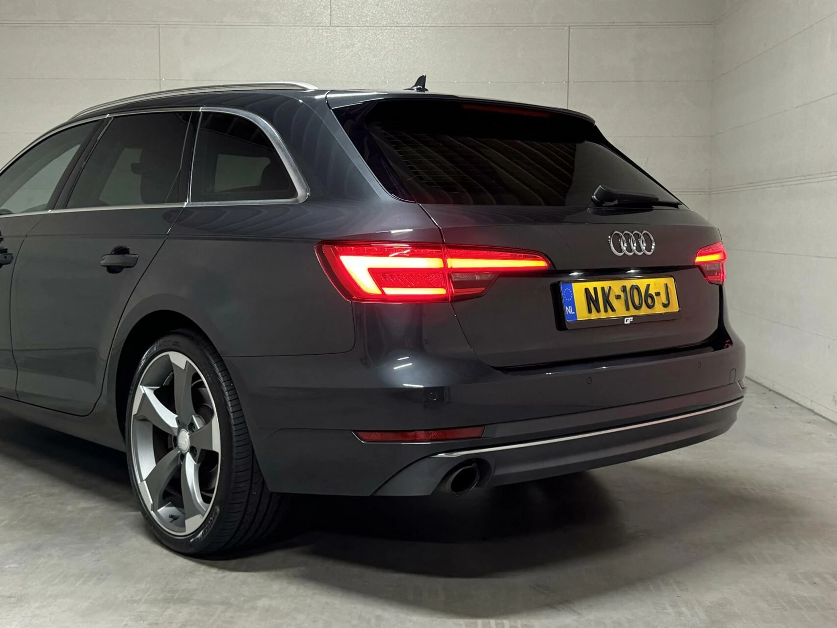 Hoofdafbeelding Audi A4