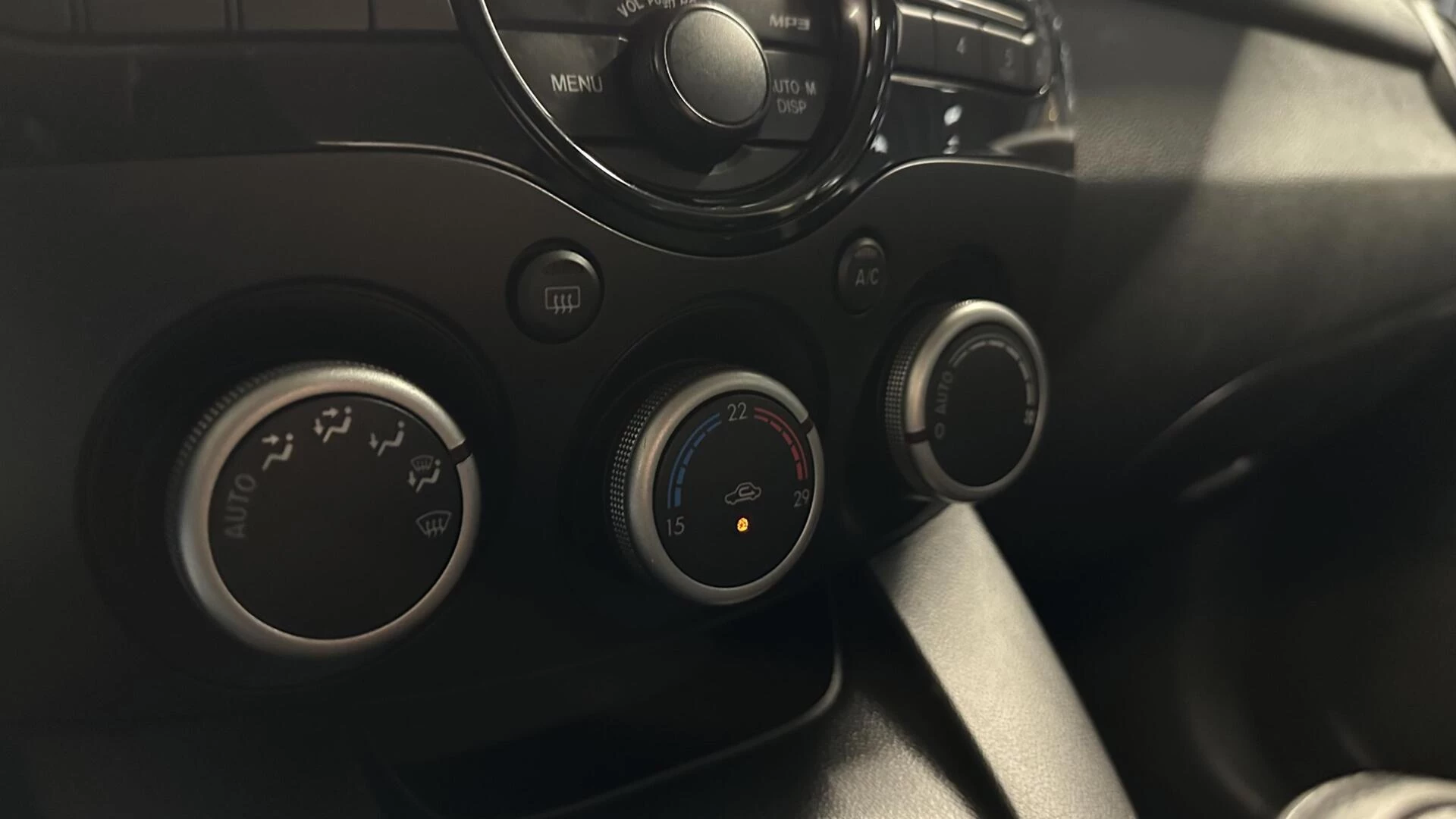 Hoofdafbeelding Mazda 2