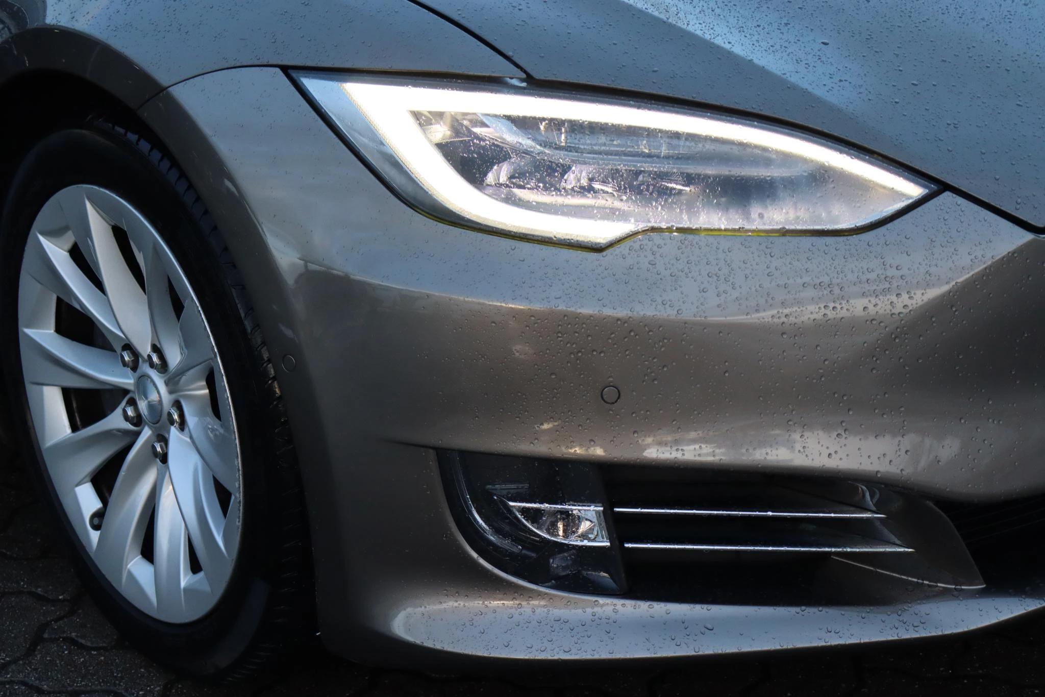 Hoofdafbeelding Tesla Model S