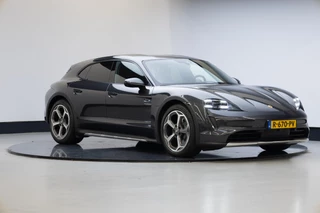 Hoofdafbeelding Porsche Taycan Porsche Taycan Cross Turismo 4 93 kWh | Bose | Warmtepomp | 360 camera | SOH 93,0% |