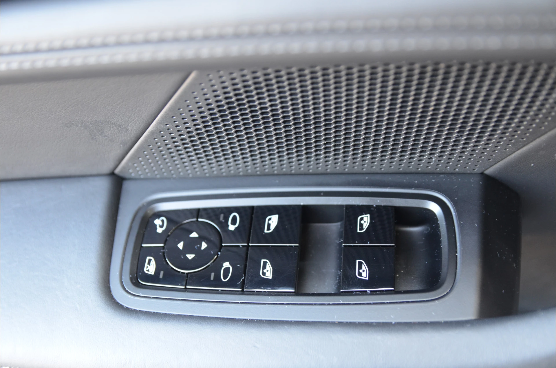 Hoofdafbeelding Porsche Taycan