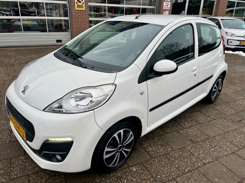 Hoofdafbeelding Peugeot 107