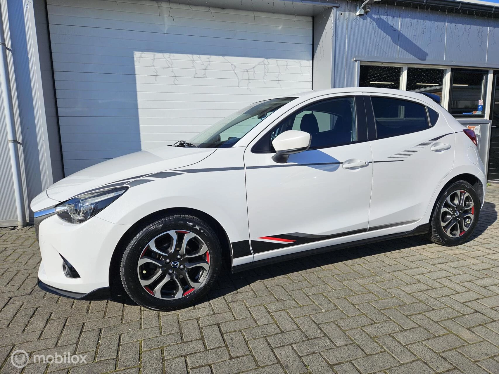 Hoofdafbeelding Mazda 2
