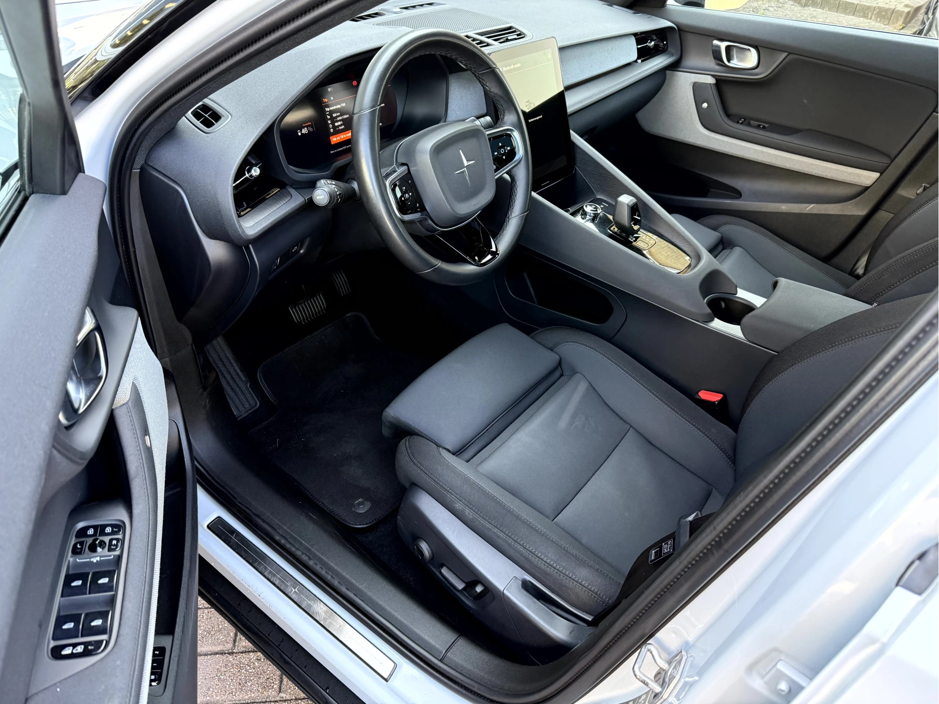 Hoofdafbeelding Polestar 2