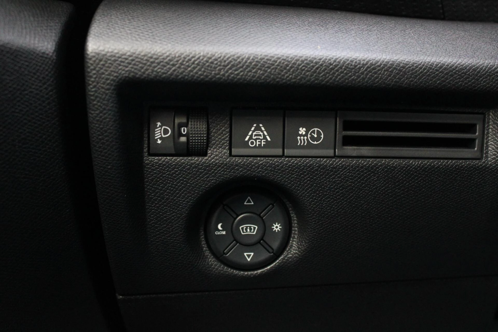 Hoofdafbeelding Citroën ë-C4