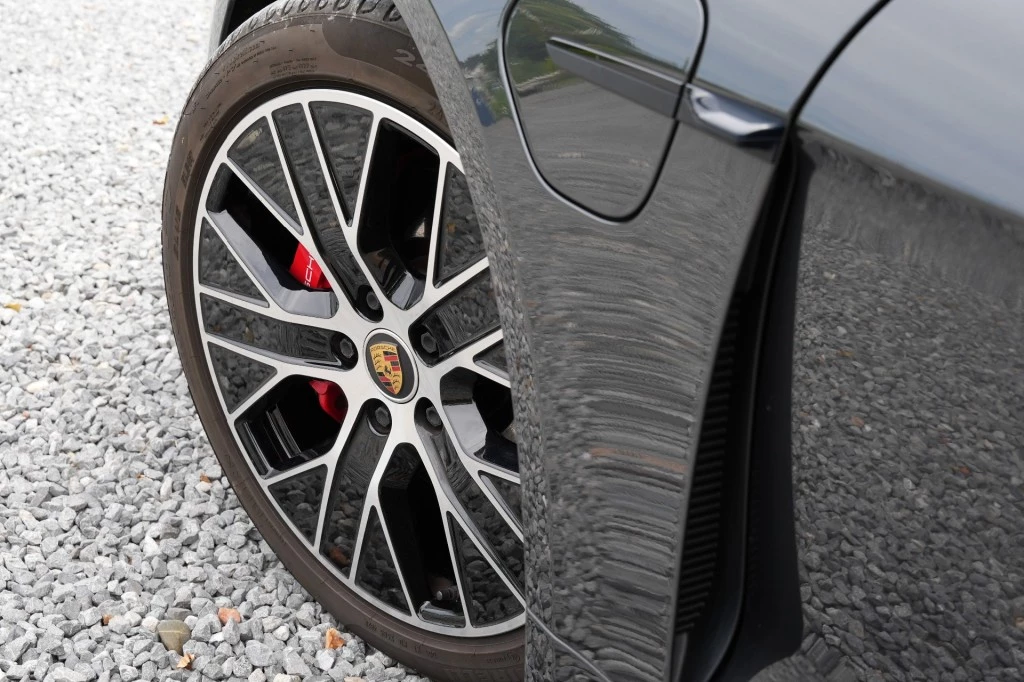 Hoofdafbeelding Porsche Taycan