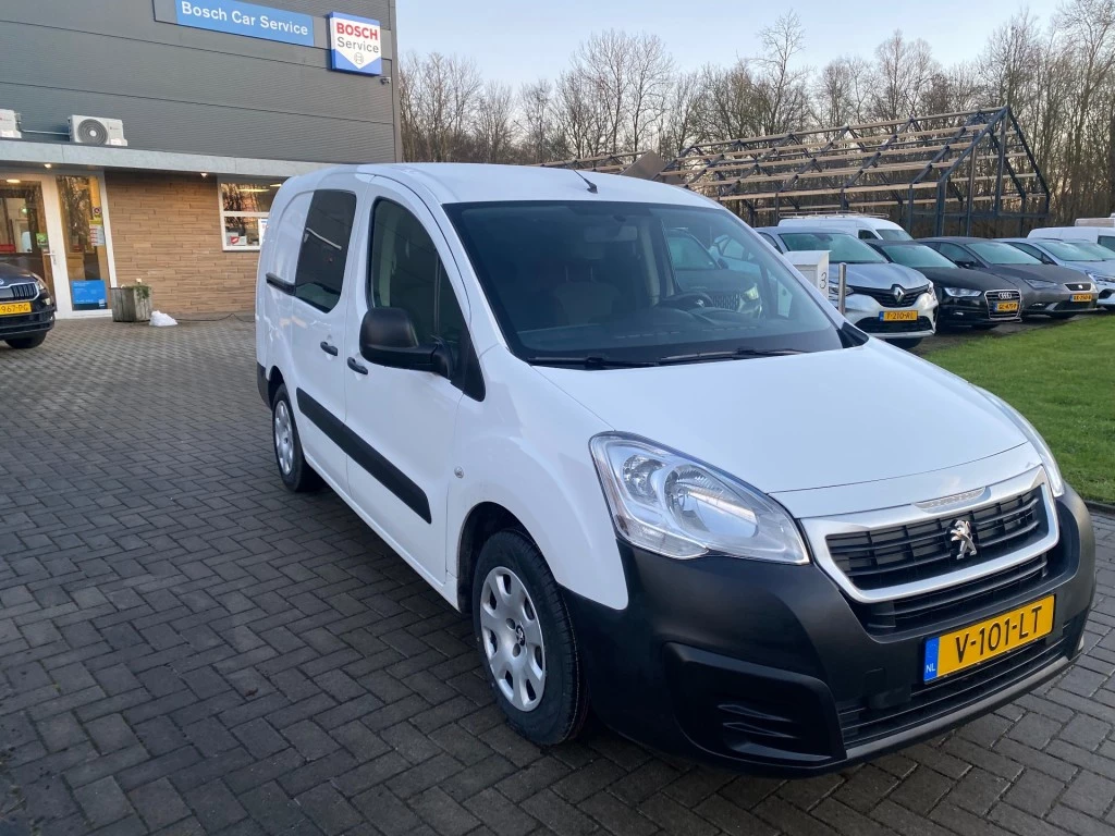 Hoofdafbeelding Peugeot Partner